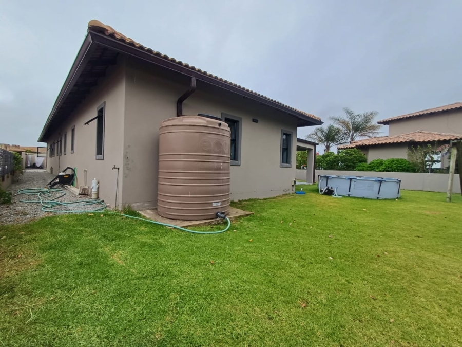 To Let 4 Bedroom Property for Rent in The Hill Western Cape